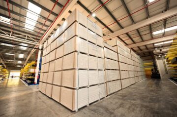 Arabesque a deschis la Suceava cea mai mare platformă logistică pentru materiale de construcții