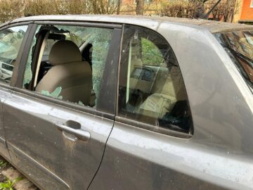 Un vârstnic a scăpat cu multă șansă din explozia puternică produsă în apartamentul său