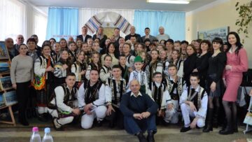 Oprișeni, vatră românească, meleag încărcat de istorie milenară din nordul înstrăinat al Bucovinei, străjuit de veșnicia gloriei Voievodului Ștefan cel Mare - la 605 ani