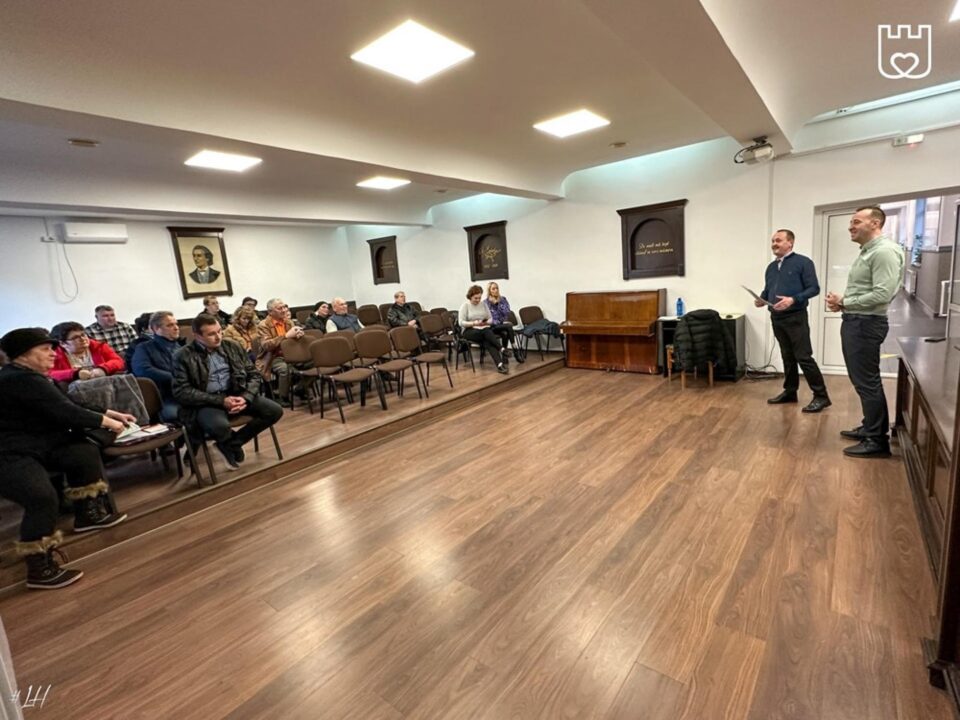 Lucian Harșovschi îi îndeamnă pe suceveni să participe în număr mai mare la ședințele asociațiilor de proprietari de care aparțin, să aibă un cuvânt de spus
