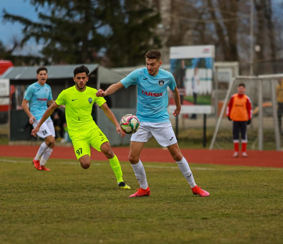 Alexandru Aftanache s-a acomodat foarte bine la Bucovina Rădăuți. Foto Cristian Plosceac Alexandru Aftanache s-a acomodat foarte bine la Bucovina Rădăuți. Foto Cristian Plosceac