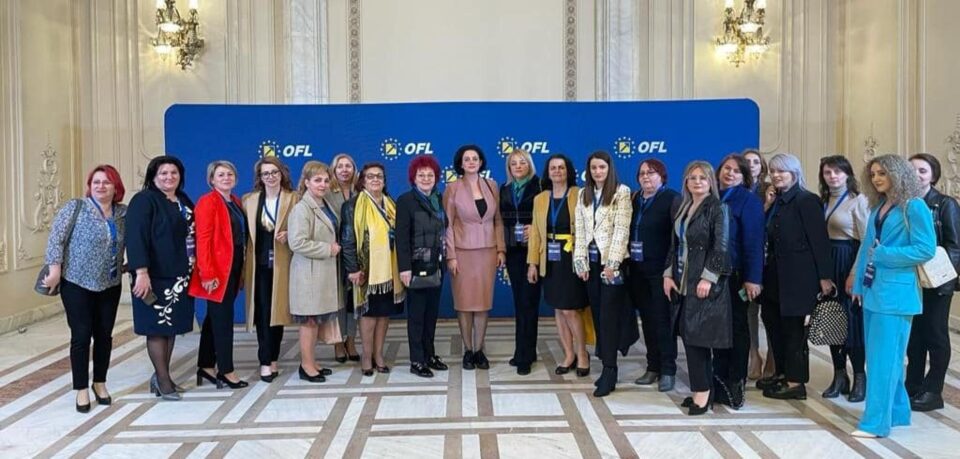 O delegație a femeilor liberale din județul Suceava a participat la alegerea noului președinte al organizației naționale a femeilor din PNL O delegație a femeilor liberale din județul Suceava a participat la alegerea noului președinte al organizației naționale a femeilor din PNL