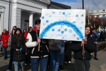 Marșul de Conștientizare a Autismului, la Fălticeni