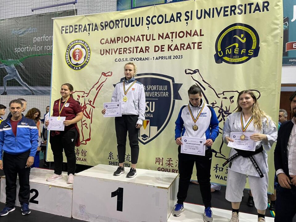 Studenta USV Iulia Rusu pe primul loc al podiumului la Campionatul Național Universitar de karate