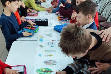 Activități de voluntariat desfășurate de elevii Școlii „Petru Comarnescu” Gura Humorului, la Centrul Școlar „Sf. Andrei”