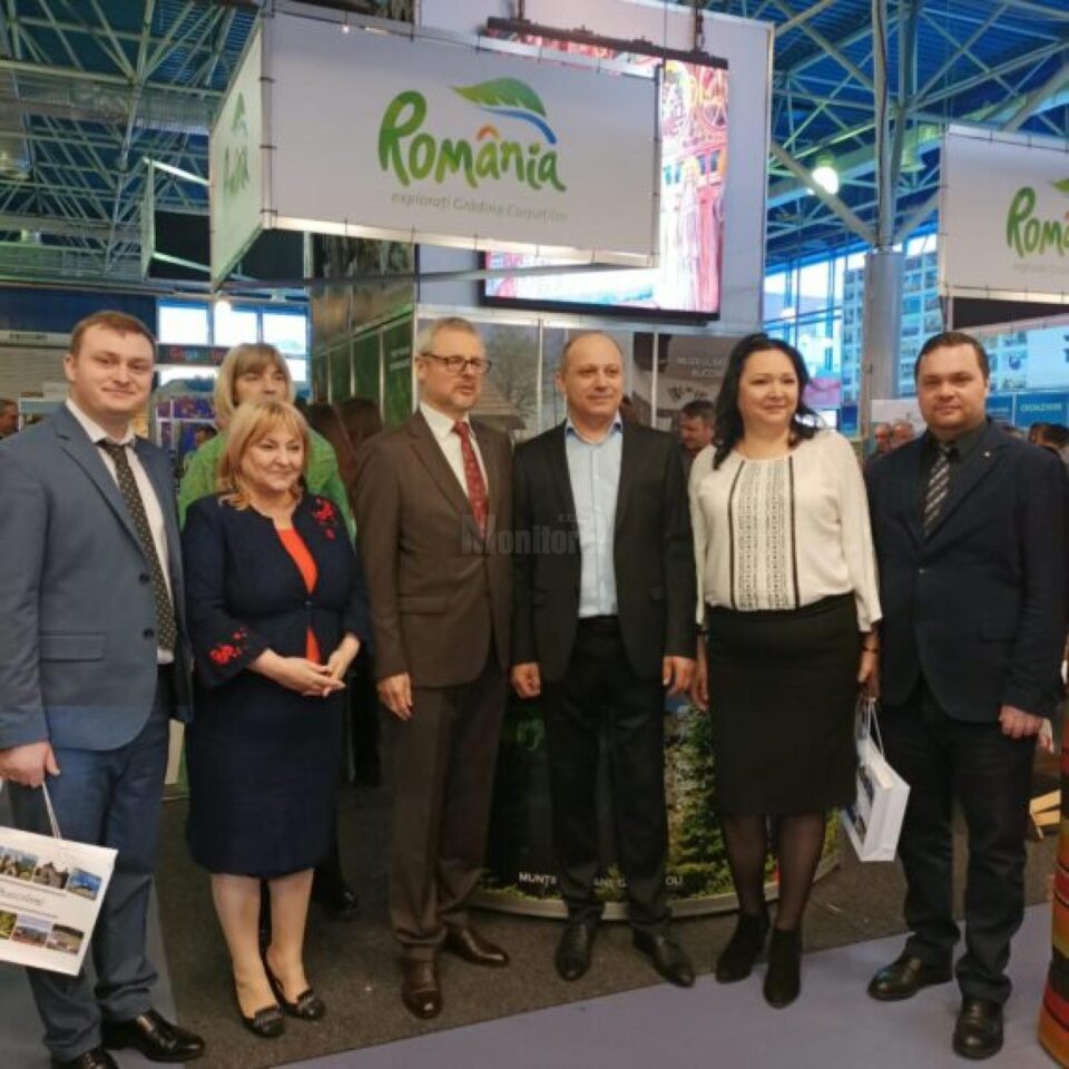 Ministrul Constantin-Daniel Cadariu a fost prezent la deschiderea târgului de turism din Chișinău Ministrul Constantin-Daniel Cadariu a fost prezent la deschiderea târgului de turism din Chișinău
