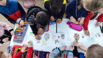 Activități de voluntariat desfășurate de elevii Școlii „Petru Comarnescu” Gura Humorului, la Centrul Școlar „Sf. Andrei”