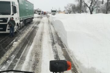Coadă de tiruri