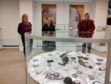 La Muzeul de Istorie s-a deschis joi o expoziție cu ceasuri istorice din secolele XVII-XXI