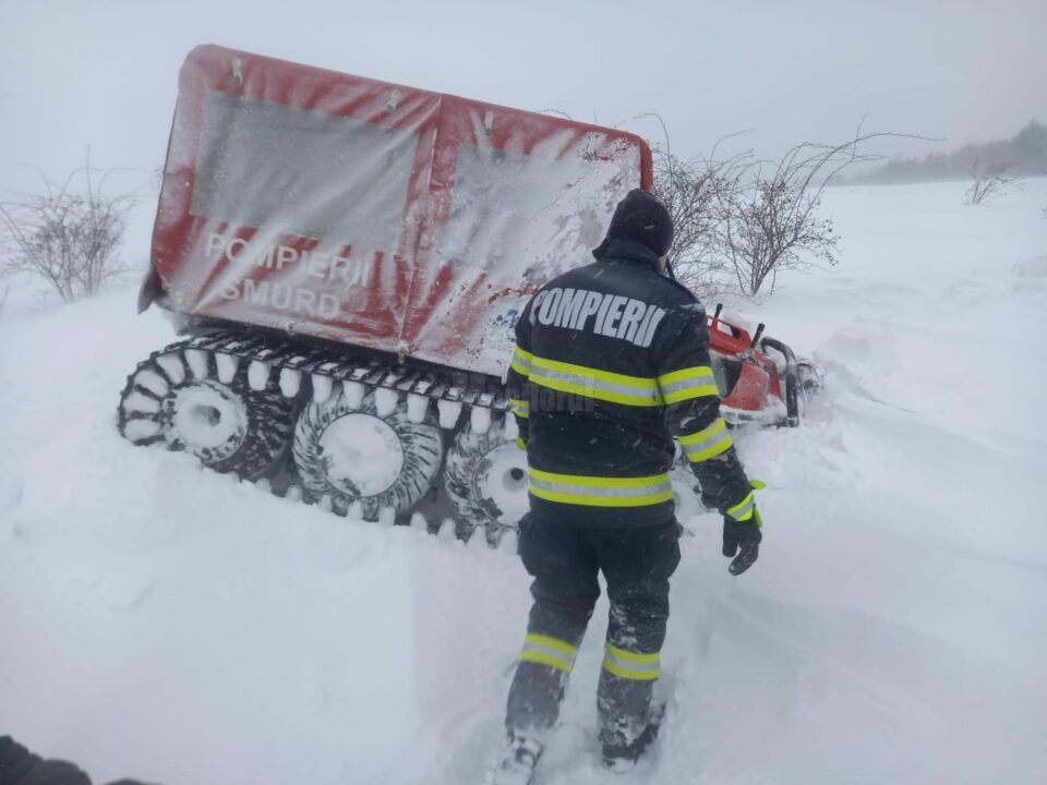 Femeia a fost preluată cu autoșenilata