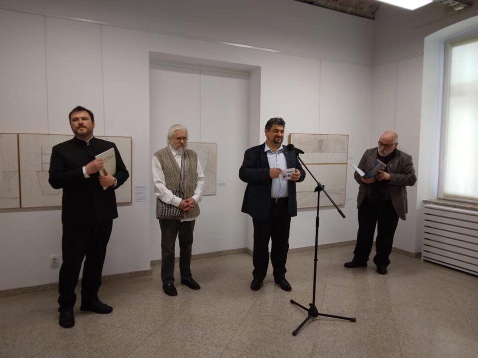 Expoziția de pictură „Auzului meu vei da bucurie” a maestrului Horea Paștina, la Muzeul de Istorie Expoziția de pictură „Auzului meu vei da bucurie” a maestrului Horea Paștina, la Muzeul de Istorie