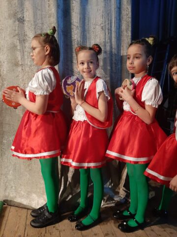 Festivalul de muzică și dans „Copil ca tine sunt și eu” a adunat circa 1.300 de participanți