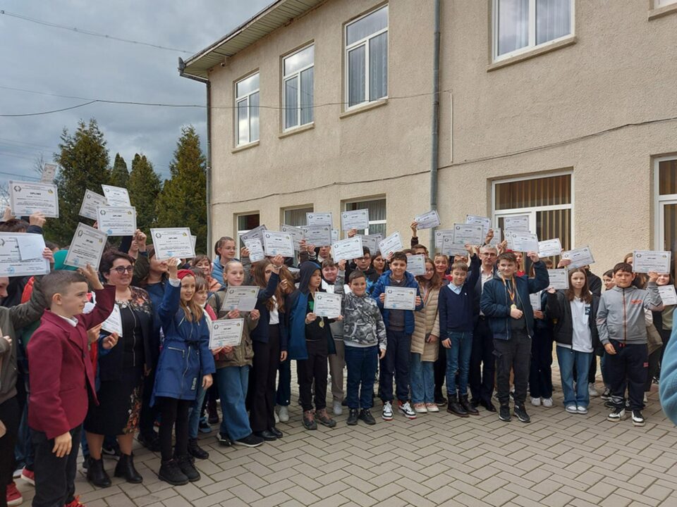 Concurs de matematică, la Pârteștii de Jos