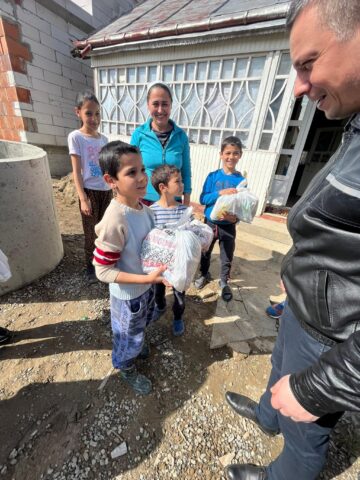 Acțiunea „Sărbătoarea Învierii Domnului Iisus Hristos - aduce mângâiere”