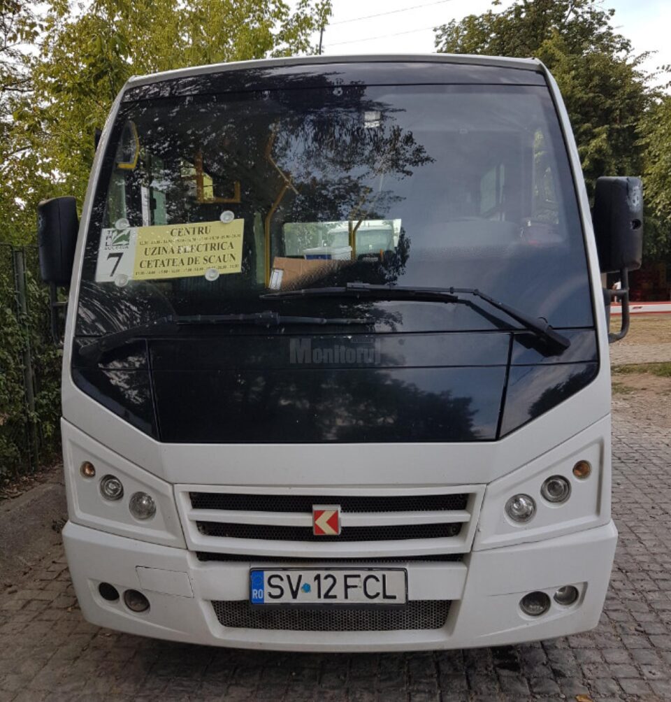 Microbuz TPL intre Cetate si Centru, pe linia 7, duminică, 16 aprilie, de Paște