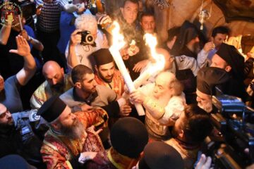 Lumina Sfântă de la Ierusalim va ajunge la Suceava în această seară în jurul orei 21:00