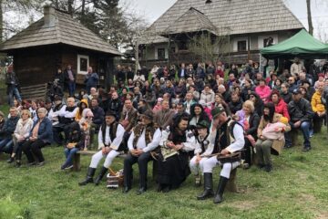 La Muzeul Satului Bucovinean, la spectacol