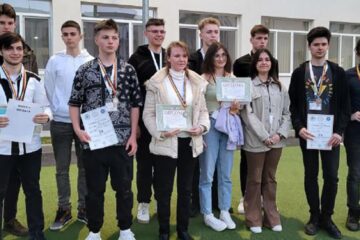Elevii suceveni, premiați la olimpiadă