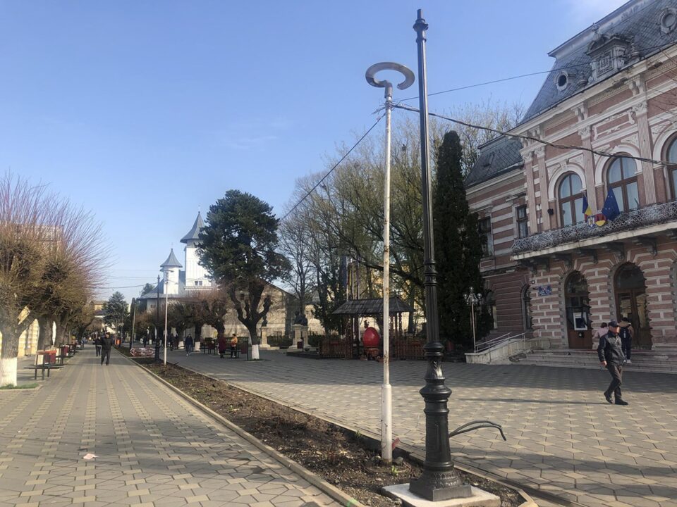 Sistemul de iluminat din Fălticeni va fi modernizat printr-un proiect cu fonduri europene