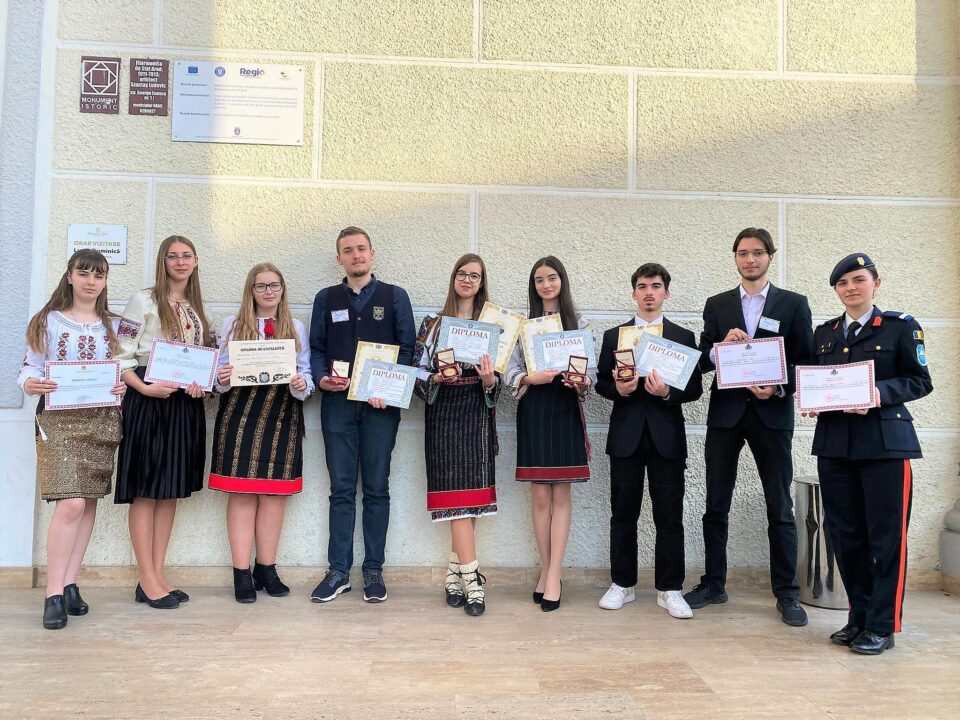 Laureații Olimpiadei de Religie