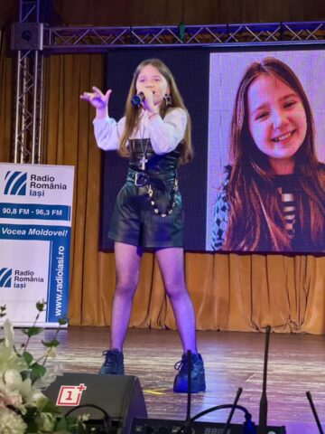 Festivalul Internațional de Muzică Ușoară și Populară de la Vatra Dornei