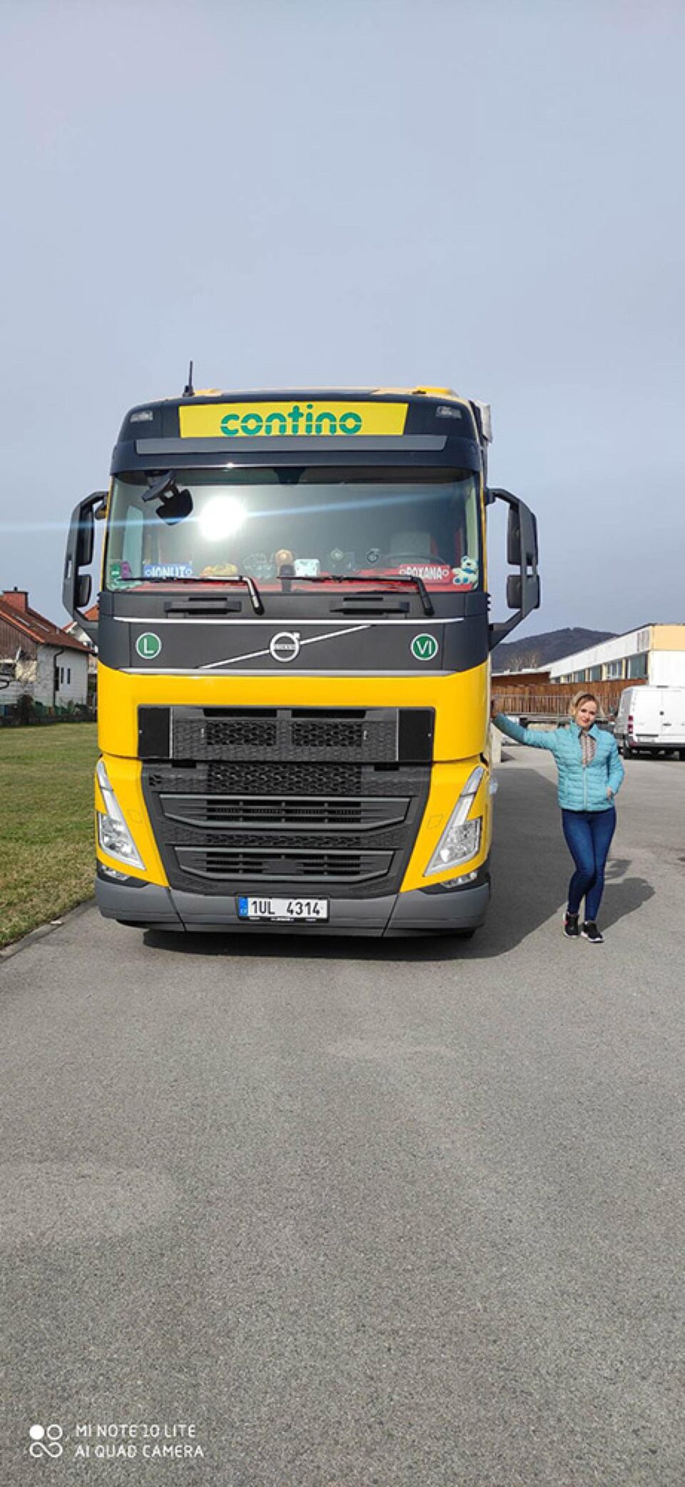 Roxana are 25 de ani și este șofer de tir