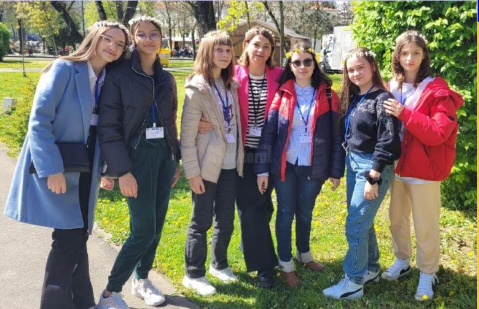 Gimnaziștii suceveni au adus și anul acesta distincții în urma participării la Olimpiada de Limba și literatura română Gimnaziștii suceveni au adus și anul acesta distincții în urma participării la Olimpiada de Limba și literatura română