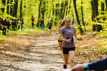 Claudia Ionela Costiuc e campioană națională școlară la cros