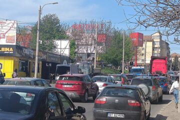 Coșmar în traficul din Suceava după închiderea a două benzi pe Calea Unirii