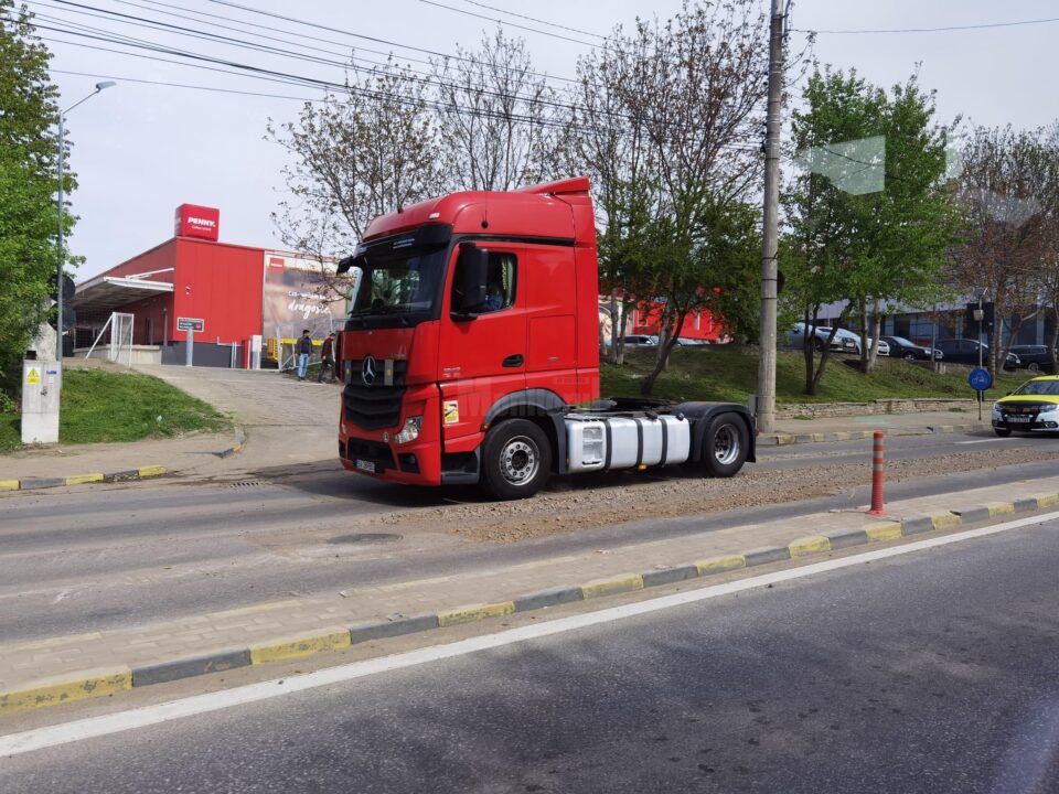 Zona unde vor fi efectuate lucrări de refacere a carosabilului în zona IRIC, urma intervenției ACET pentru remedierea unei avarii majore. Zona unde vor fi efectuate lucrări de refacere a carosabilului în zona IRIC, urma intervenției ACET pentru remedierea unei avarii majore.