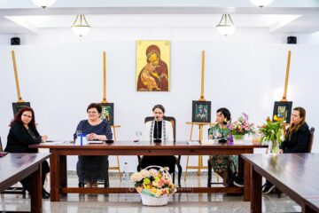 Conferința „Femeia de azi, de la starea de mir la starea de jertfă”