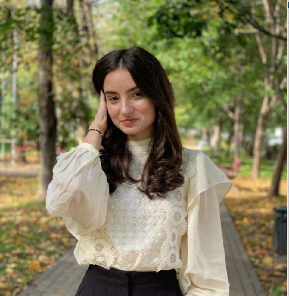 Maria Molea - multipla olimpică de 10 de la Colegiul “Eudoxiu Hurmuzachi” Rădăuți