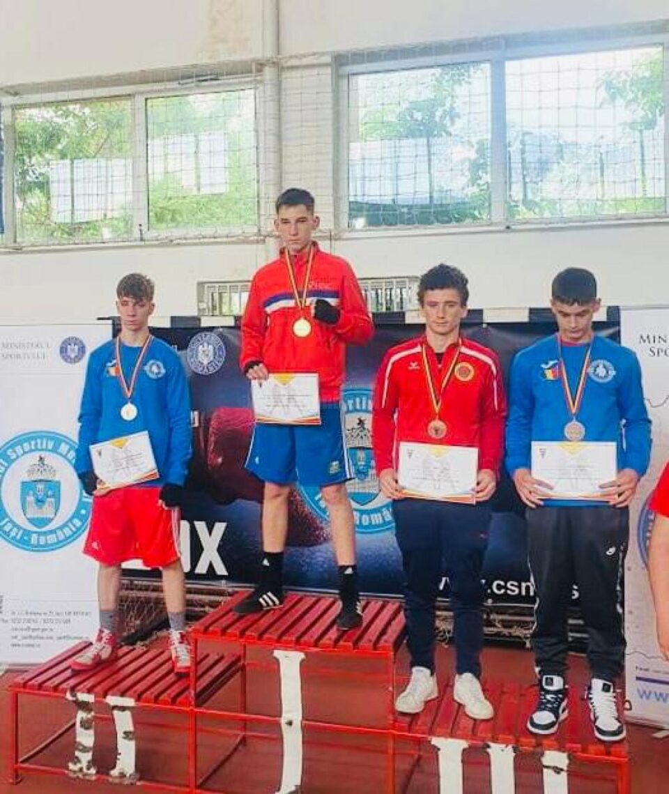 Sebastian Boamba si Alexandru Magdalin s-au clasat pe primele doua pozitii la categoria 63 de kilograme Sebastian Boamba si Alexandru Magdalin s-au clasat pe primele doua pozitii la categoria 63 de kilograme