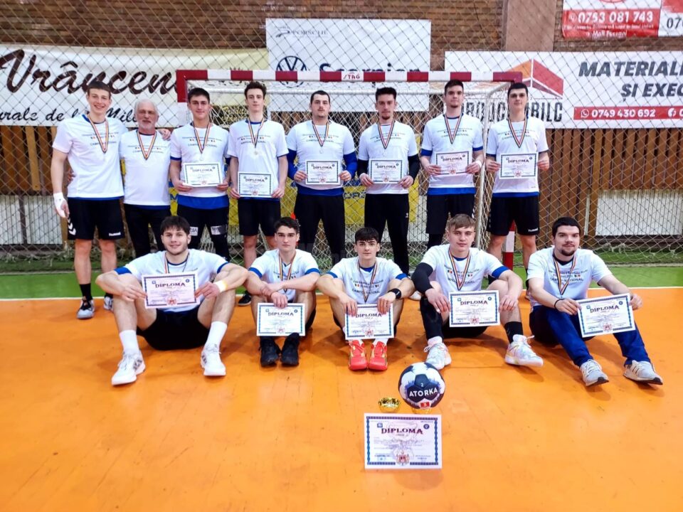 LPS - campioni naționali la handbal masculin, liceu