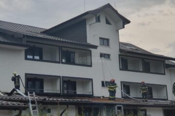 Incendiul a făcut pagube importante, deși a fost localizat de pompieri
