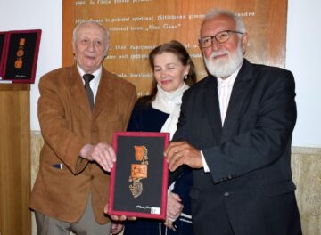 Artistul plastic Radu Bercea a vernisat la Fălticeni expoziția „Altfel”