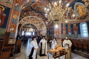 Parastas pentru Înaltpreasfințitul Părinte Arhiepiscop Pimen, la trei ani de la mutarea la Domnul
