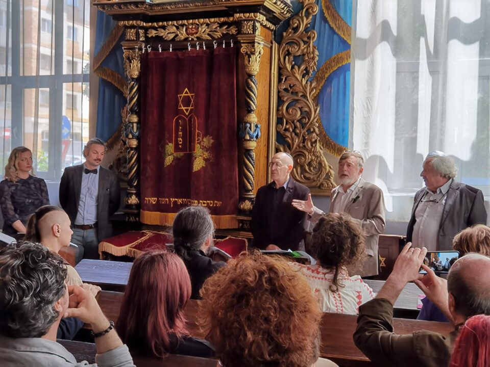 Spectacolul-lectură „Memoria locurilor, memoria cuvintelor”, cu Matei Vișniec, Alain Timár, Clara Popadiuc și Răzvan Bănuț, în Sinagoga Gah