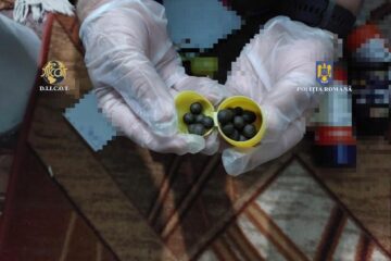 Polițiștii de la Brigada de Combatere a Criminalității Organizate Suceava au derulat 13 percheziții domiciliare