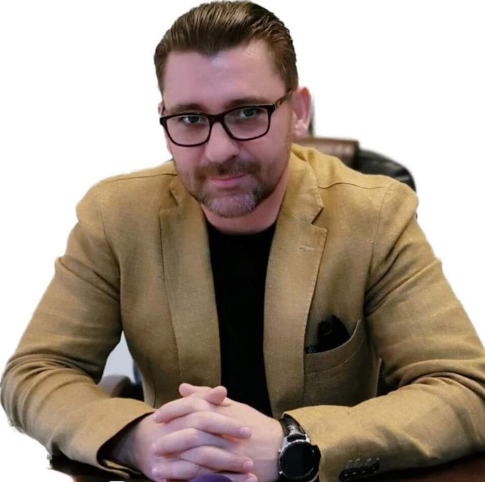 Avocatul Traian Andronachi spune că în raport cu probele din dosar, măsura dispusă de magistratul de drepturi și libertăți de la Tribunalul Suceava poate fi considerată corectă Avocatul Traian Andronachi spune că în raport cu probele din dosar, măsura dispusă de magistratul de drepturi și libertăți de la Tribunalul Suceava poate fi considerată corectă
