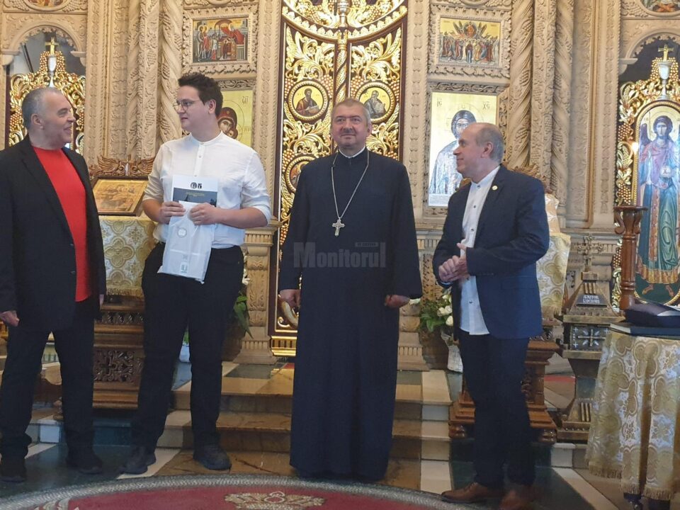 S-au desemnat câștigătorii Concursului Național de Poezie Religioasă Tânără „Light of Life”