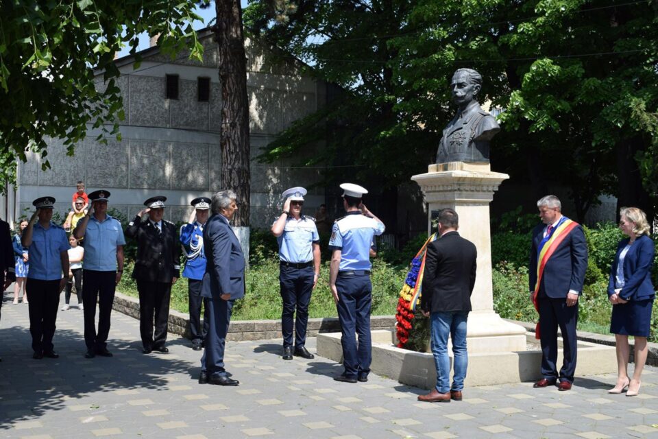 Ziua eroilor a fost marcată și la Fălticeni