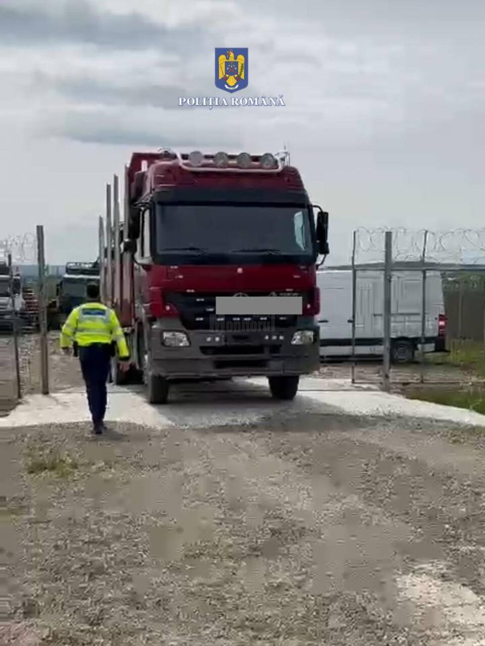 Camionul confiscat