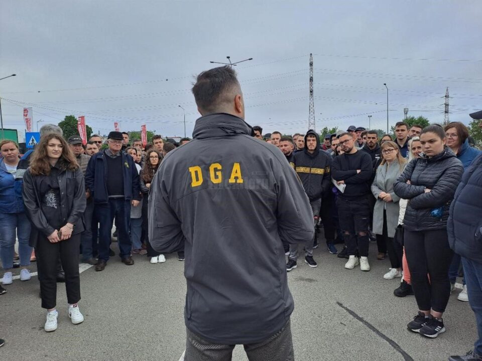 Sucevenii, sfătuiți să nu dea șpagă, iar dacă li se solicită bani să-i anunțe pe ofițerii anticorupție
