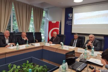 Dezbaterea publică “Parteneriatul Public Privat – reglementare, beneficii și provocări” organizată de USV, împreună cu Primăria Suceava și cu sprijinul Veolia România