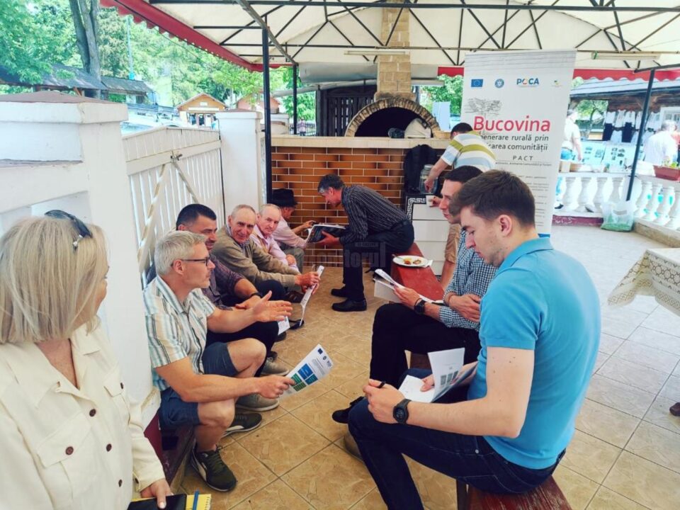Discuții cu invitații și cei din comunitatea locală pe tema păstrării patrimoniului
