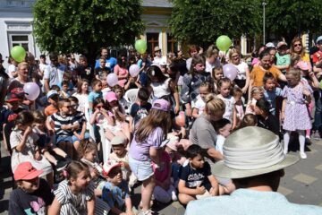Ziua de 1 Iunie a fost sărbătorită și la Fălticeni