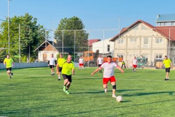 16 formatii se afla pe tabloul de concurs al campionatului de old-boys