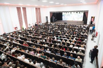 Centrul Cultural „Sofia Vicoveanca” din Vicovu de Jos, inaugurat cu o sală de 550 de locuri arhiplină