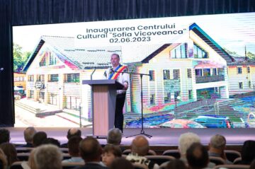 Centrul Cultural „Sofia Vicoveanca” din Vicovu de Jos, inaugurat cu o sală de 550 de locuri arhiplină